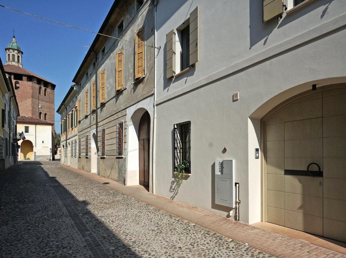 Toson D'Oro Bed & Breakfast Sabbioneta Bagian luar foto