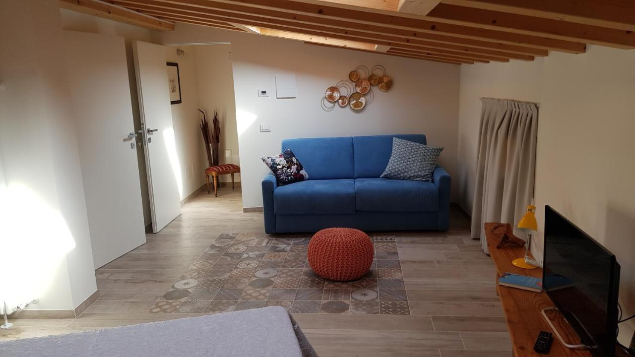 Toson D'Oro Bed & Breakfast Sabbioneta Bagian luar foto