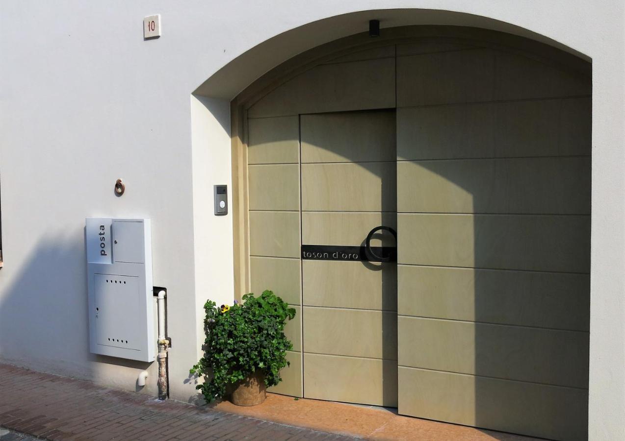 Toson D'Oro Bed & Breakfast Sabbioneta Bagian luar foto