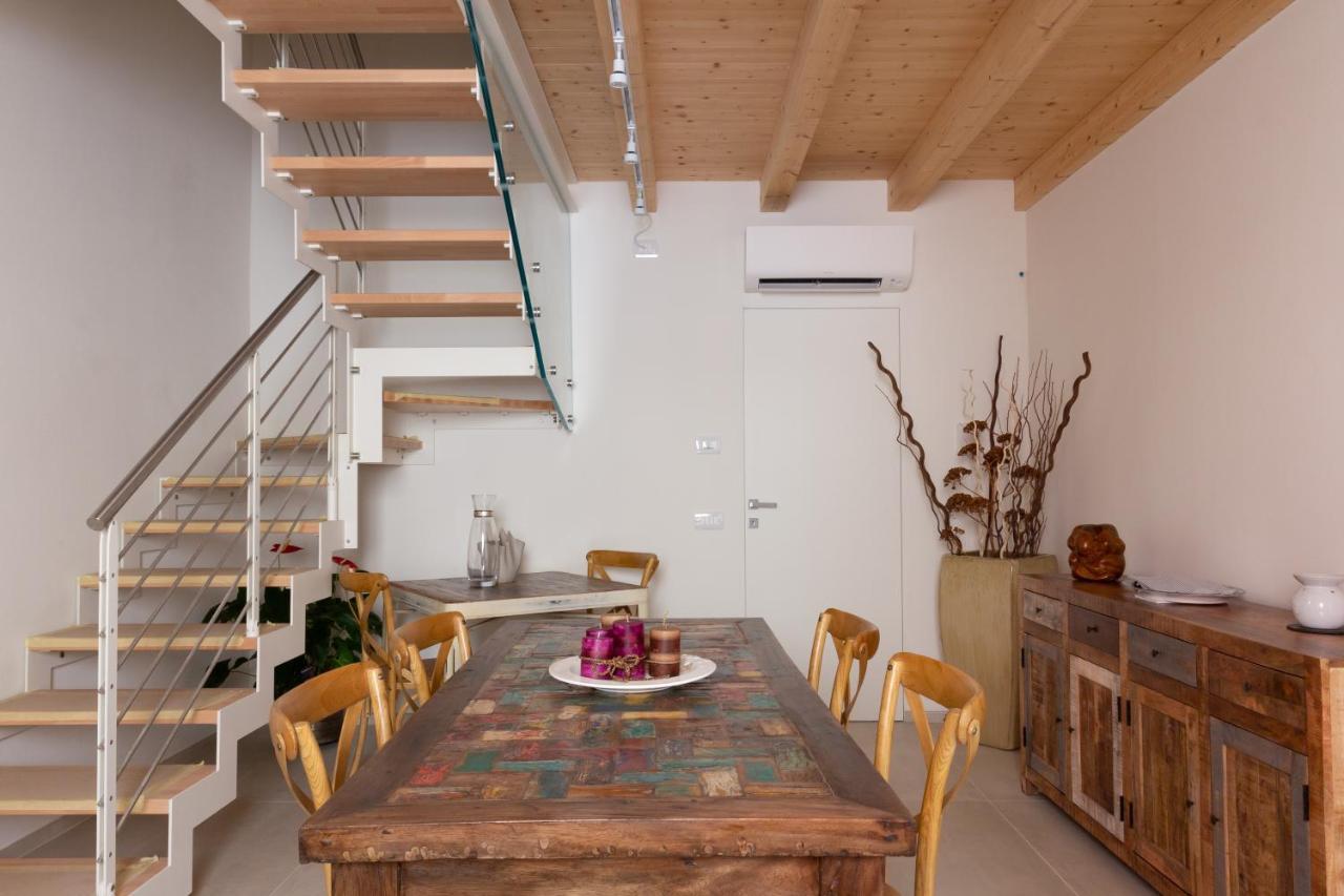 Toson D'Oro Bed & Breakfast Sabbioneta Bagian luar foto